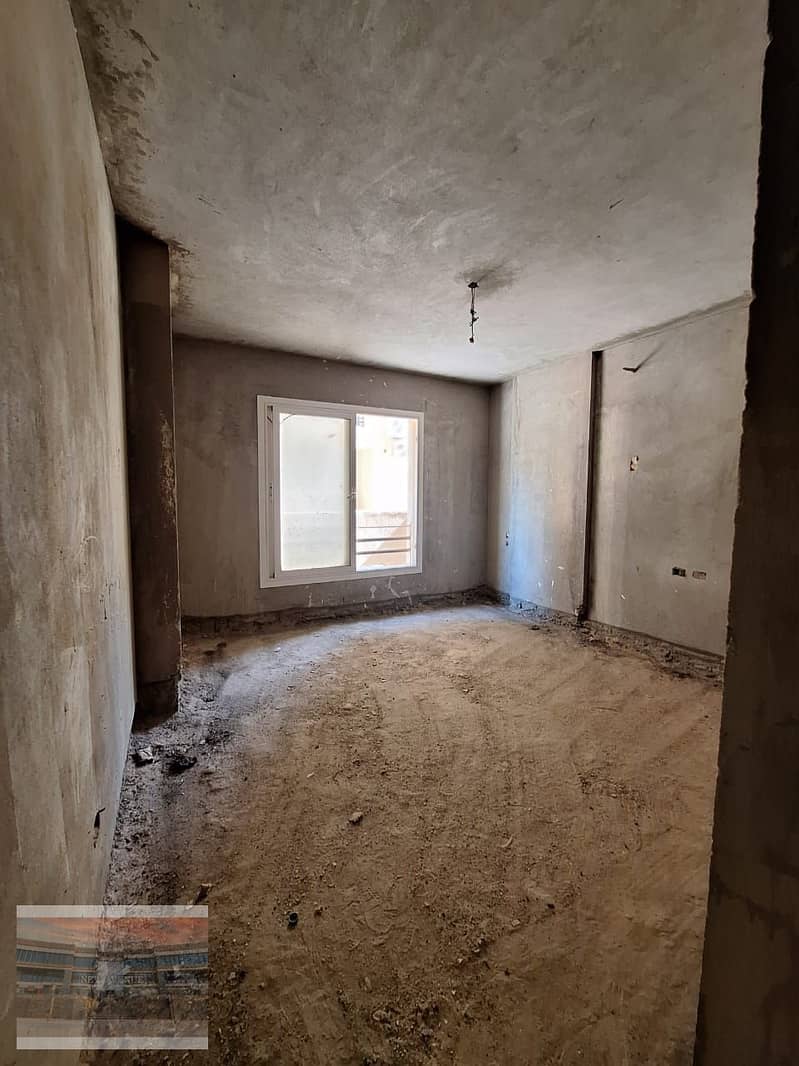 Apartment with garden ready to move for sale 4