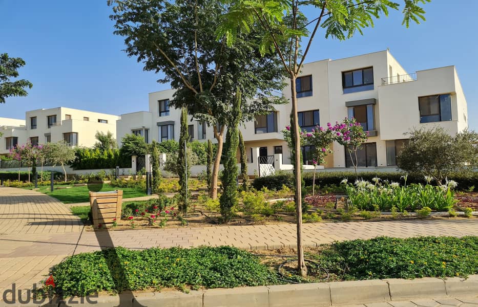 Lowest Price Town House Middle 260 Sqm for resale in Villette sodic Golden Square  Prime location 10