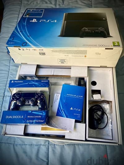 PS4 FAT 500 GB + 3controlles + 5 CDs