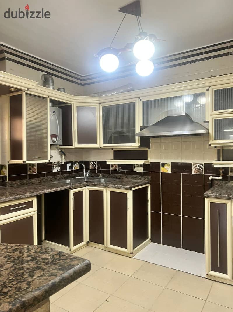 Residential duplex for rent with kitchen and air conditioners in Narges, 4 villas in Fifth Settlement 8