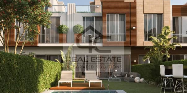 townhouse of 225 m, at less than the market price, a Ready to move  in Azzar Fifth Settlement,  5 bedrooms, prime location, view, and landscape.