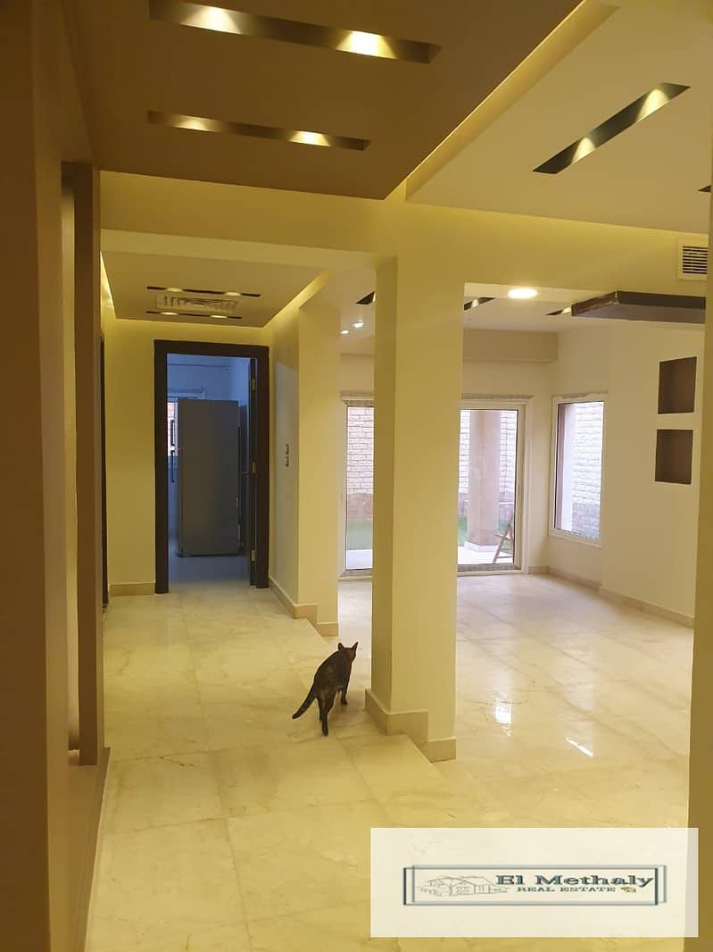 For sale or rent, administrative or residential, duplex 330 square meters ground 210 square meters and basement 120 square meters AlYasmine 8 distinct 1