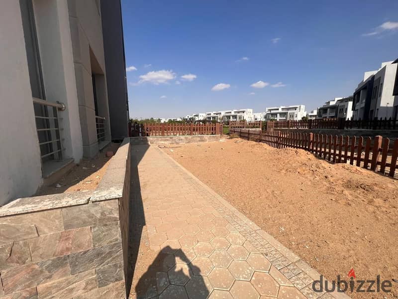 Town House for sale bua 450m - 550 garden El shorouk ( wesal views ) 6