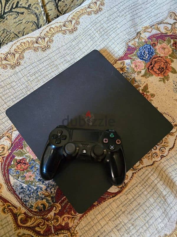 Ps 4 slim 1