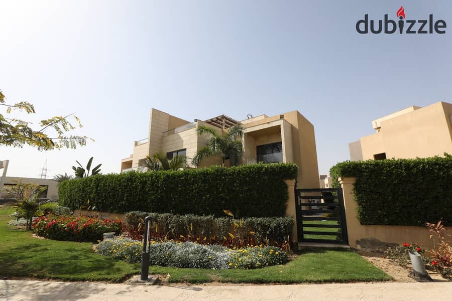 Twin house, 550 m², immediate delivery, located in front of Nile University and next to Palm Hills in one of the most vibrant areas of Joya Compound. 17