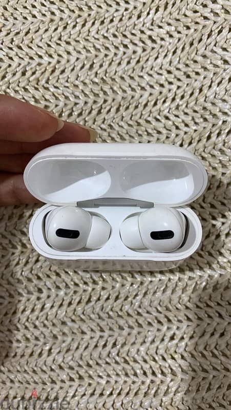 apple air pod pro (2nd generation ) 0