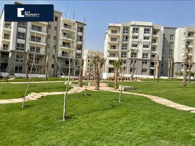 Move now to your new Duplex with garden and enjoy landscape view in Hyde Park New Cairo 3