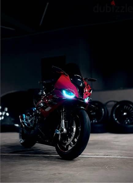 BMW s1000 RR 2023 price :2.1M (42000$) 1