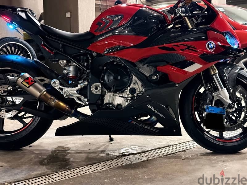 BMW s1000 RR 2023 price :2.1M (42000$) 3