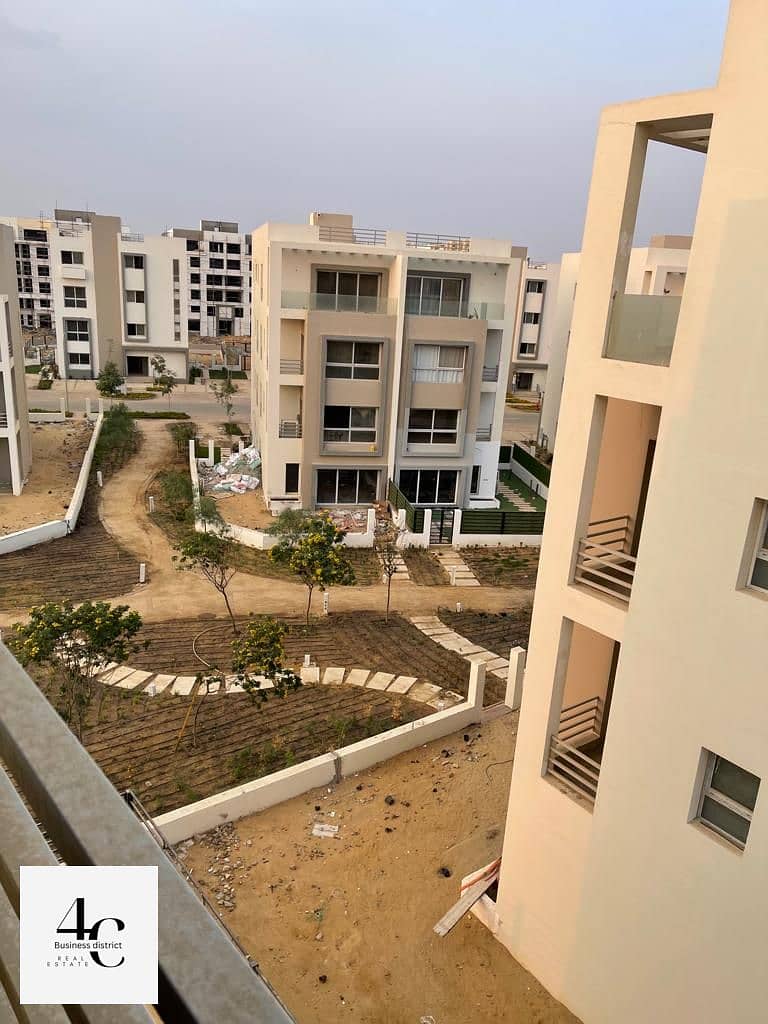 Duplex with garden for sale in  Hyde Park 211M with Installments  , prime location and  view landscape. 3