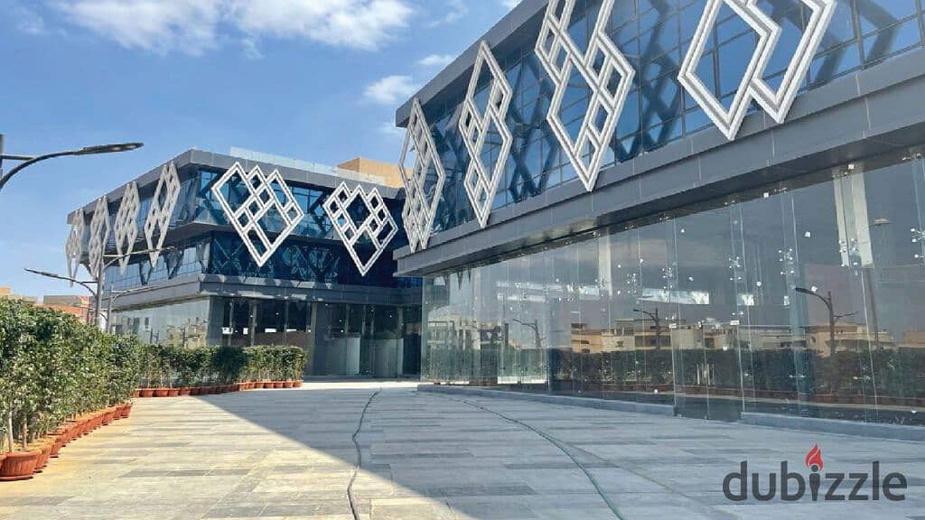 مكتب للإيجار في كازان بلازا خلف مول العرب مباشرة  Office for rent in kazan plaza in front of mall of Arabia 2