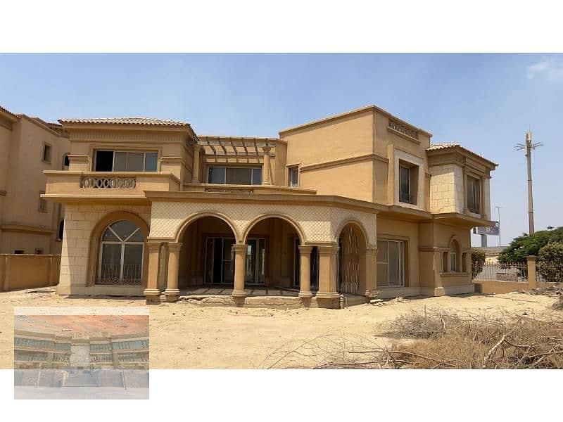 villa Standalone Prime location in new cairo 4