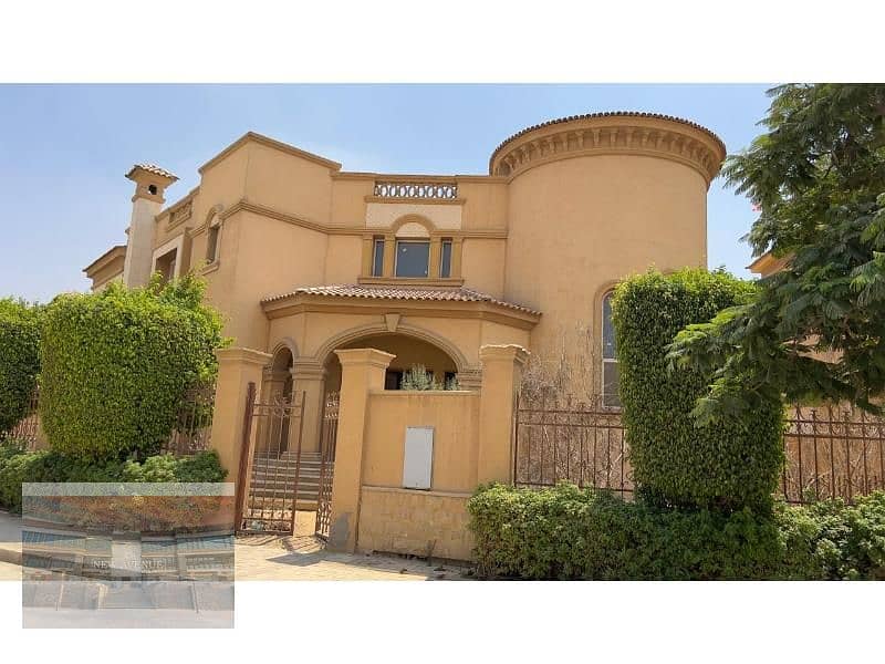 villa Standalone Prime location in new cairo 11