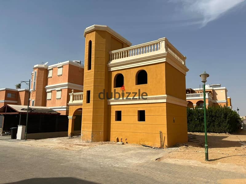 Standalone villa for sale 220m in sherouk stella helioples compound 2