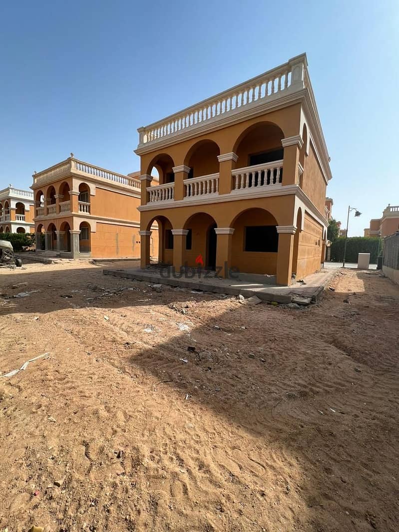 Standalone villa for sale 220m in sherouk stella helioples compound 8