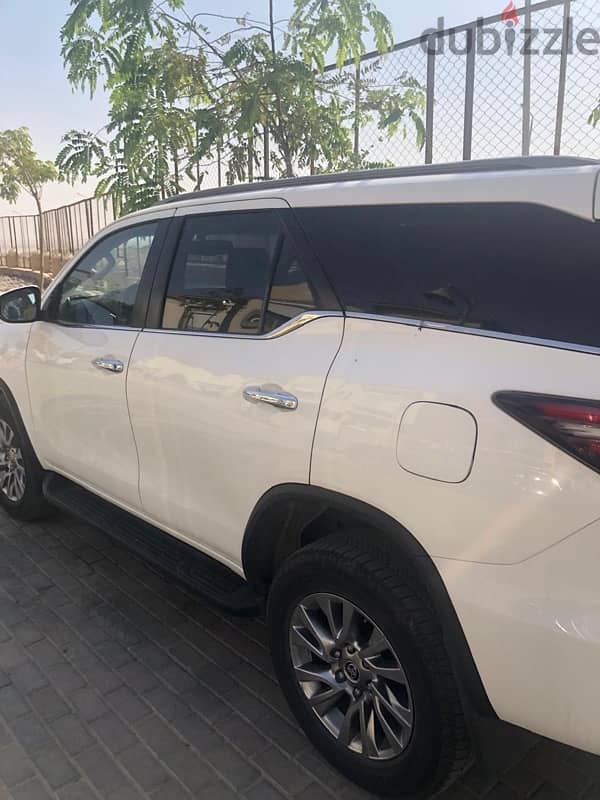 Toyota Fortuner  2023  50,000kilometer 2