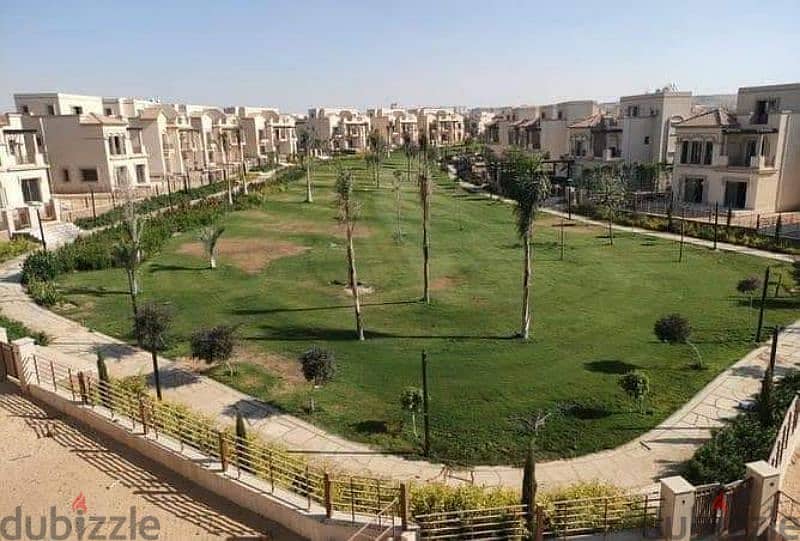 امتلك الان فيلا بمدينتي بآجمالي عقد قديم Townhouse For Sale 4