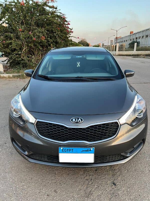 اعلى فئة بدون فتحة 2014 فابريكا بالكامل kia cerato 2014 3