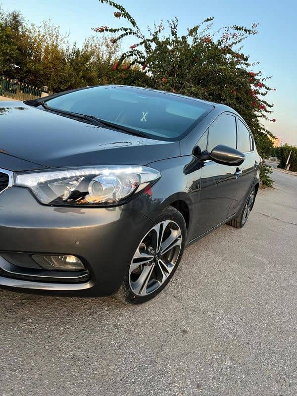 اعلى فئة بدون فتحة 2014 فابريكا بالكامل kia cerato 2014 5