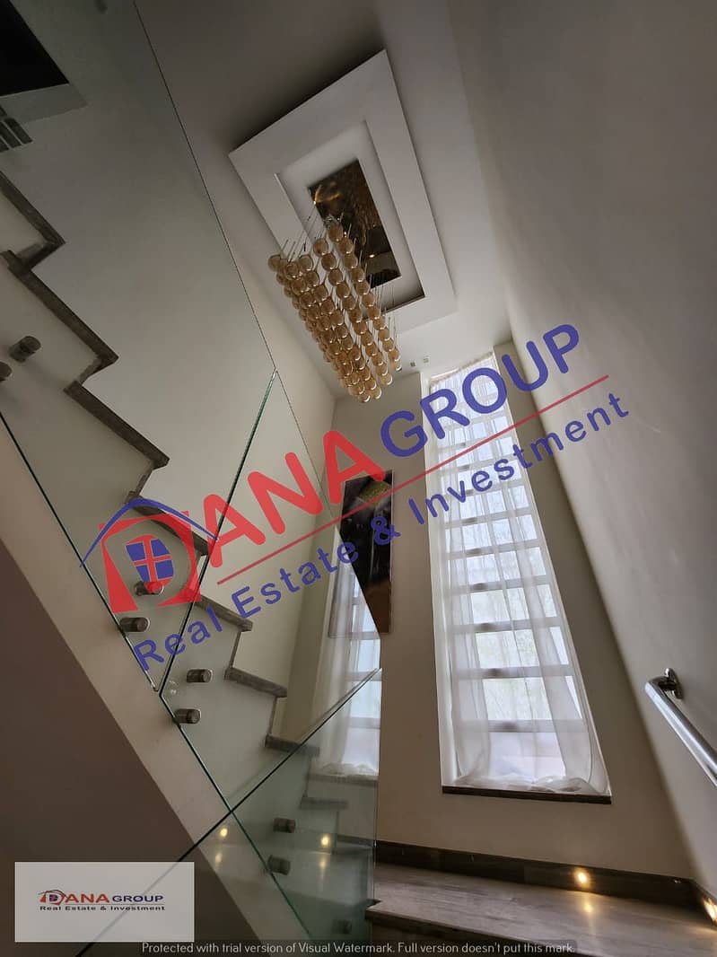 City villa for sale in Westown Sodic Beverly Hills  Area 305 m /// Garden 100 m 5 bedrooms /// 5 bathrooms /// There is an internal elevator 1