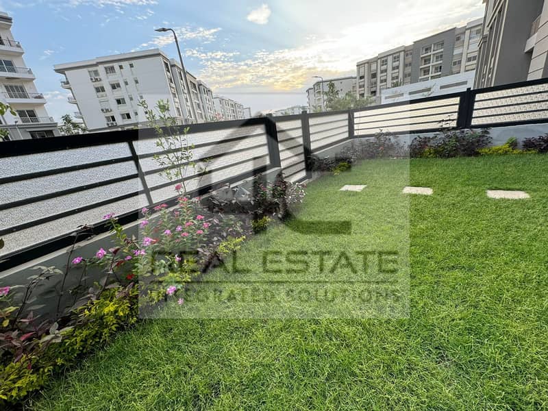 Apartment in a garden in Hyde Park, Fifth Settlement, for rent, 155 square meters, 3 rooms, lowest price, rent in Market View Landscape, Prime Locati 9