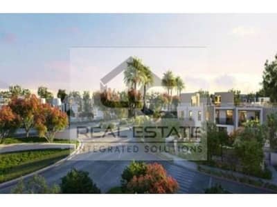 Townhouse Middle with installments, prime location, 221 m + 40 m roof, in Zed Settlement