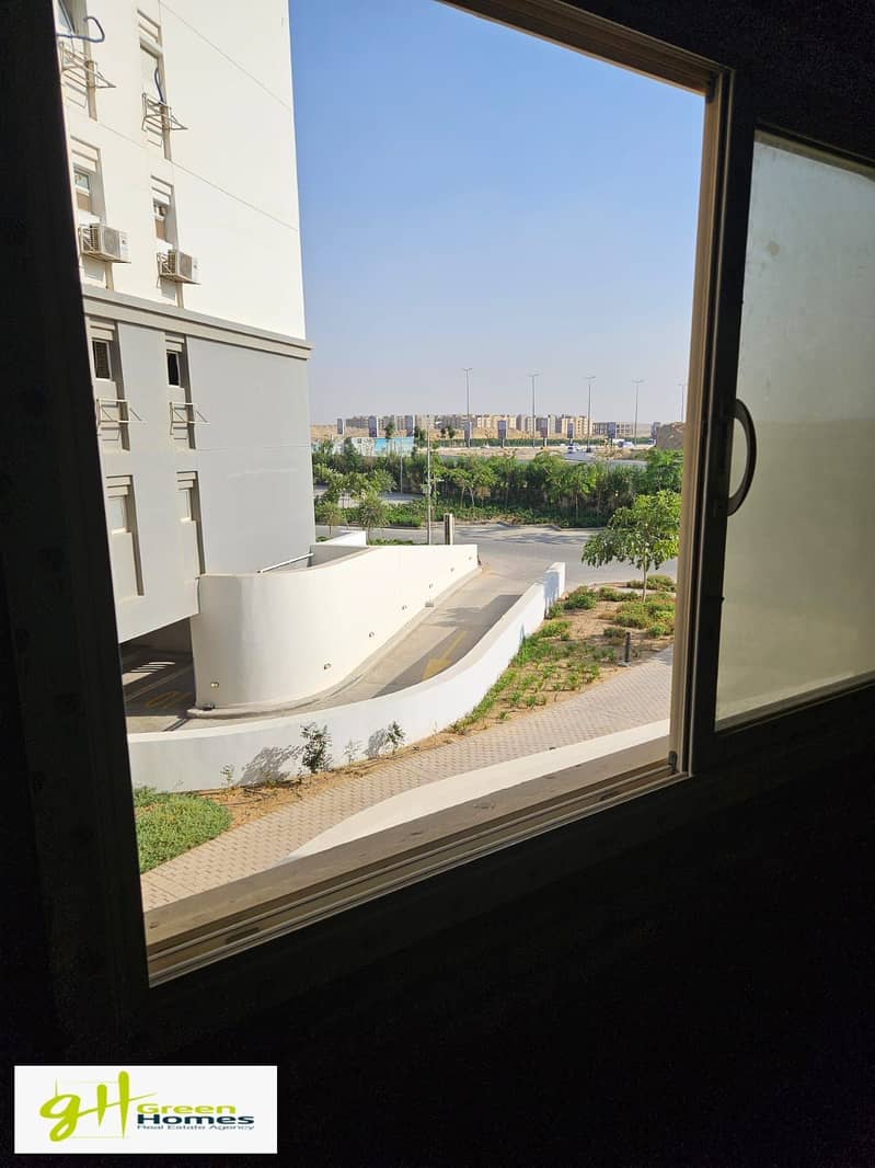 Apartment for sale 199m ready to move in Hyde Park New Cairo 3