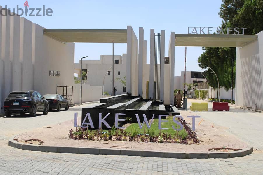 تاون هاوس ريسيل في lake west 3 في الشيخ زايد 7