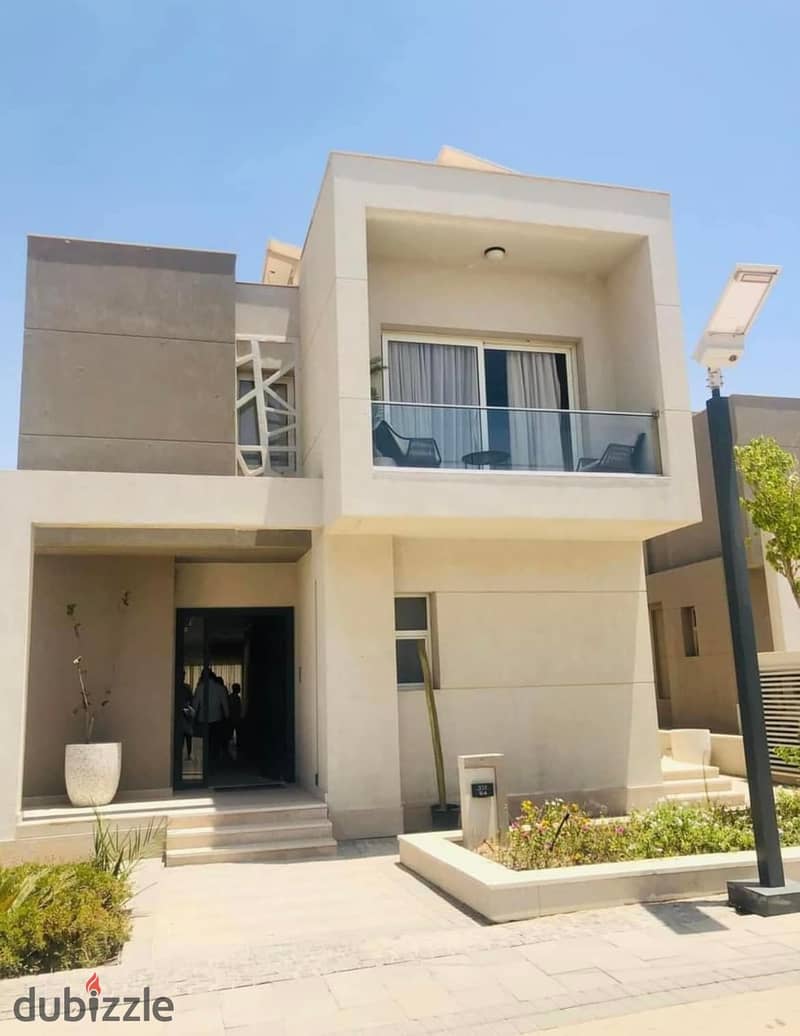 فيلا تاون هاوس 2م دفعة كاش للبيع في بالم هيلز بادية 6 اكتوبر  - town house badya palm hills 2