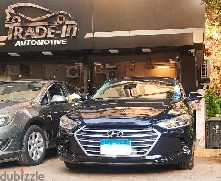 Hyundai Elantra 2019 3