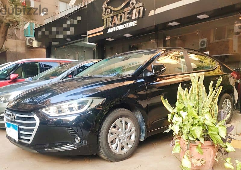 Hyundai Elantra 2019 4