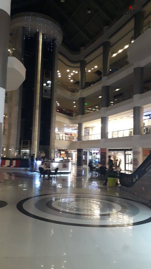 محل للبيع فى ميراج مول التجمع الخامس | متشطب | استلام فورى | موقع ميز | mirage mall new cairo 13