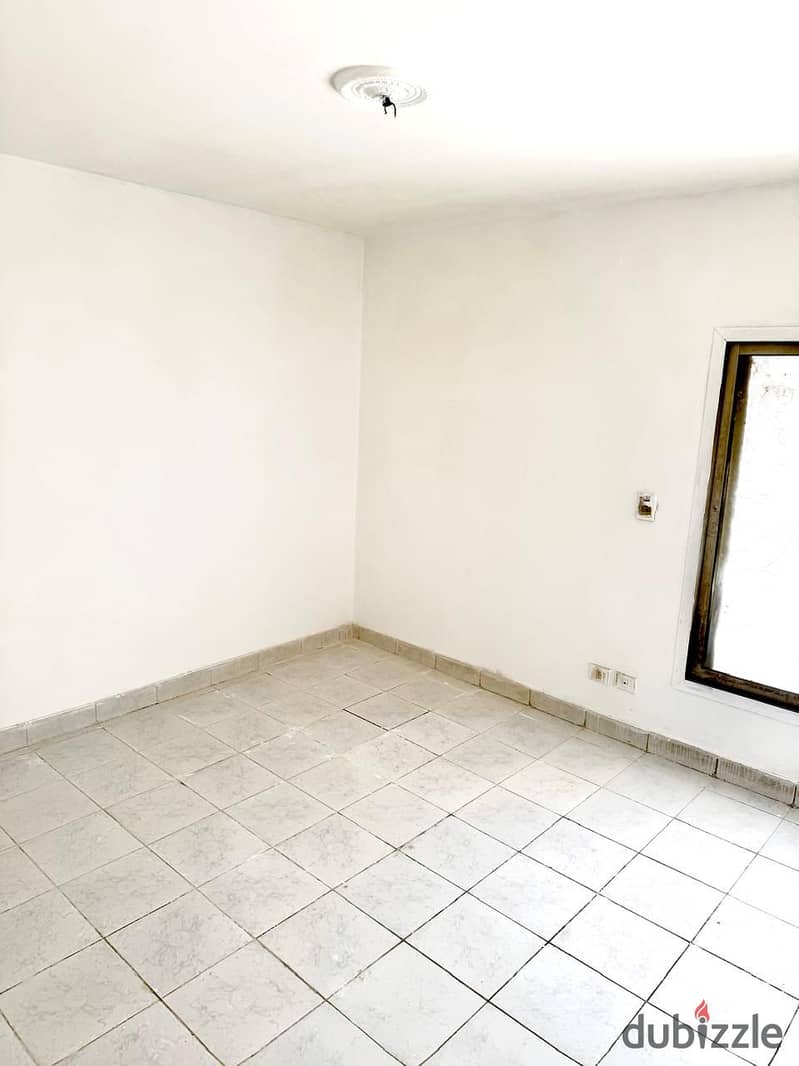 Ground floor apartment with garden for sale in El Rehab, near the club, mall and market  With private entrance 2