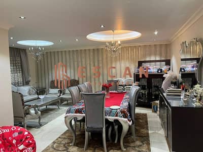 For lovers of large spaces, an apartment for sale in Madinaty, 189 square meters, ground floor with garden, at a snapshot price