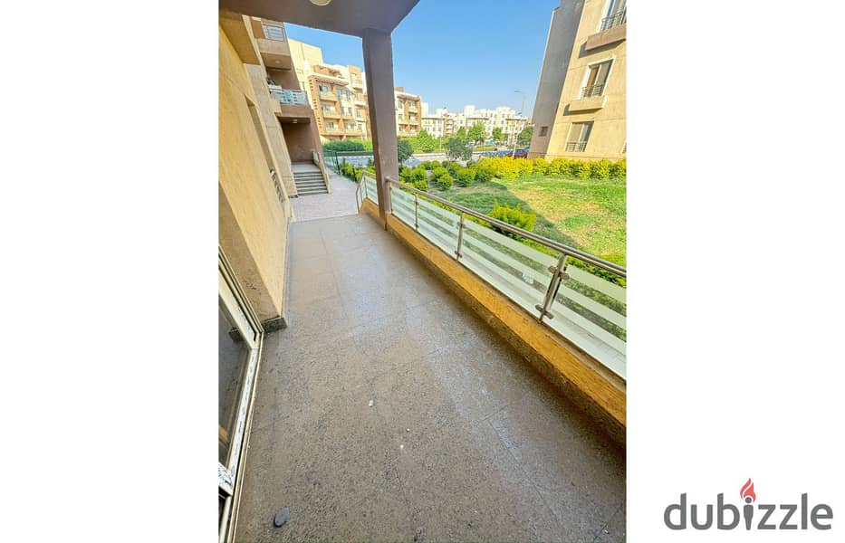 Apartment with garden for sale 214.5m in elsherouk wesal compound 0