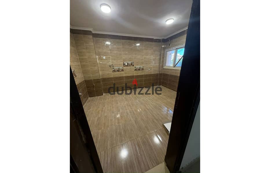 Apartment with garden for sale 214.5m in elsherouk wesal compound 6