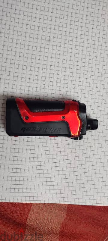 vape  geek boost plus.   smok alien 6