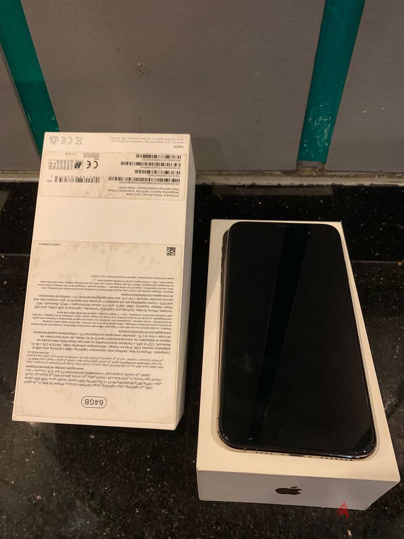 iPhone Xs max 64G battery 99 0