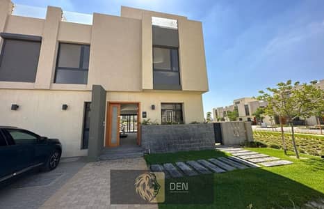 Town house corner for sale in the best location in " Al burouj " El sherouk