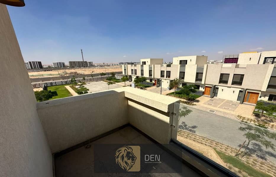 Town house corner for sale in the best location in " Al burouj " El sherouk 6