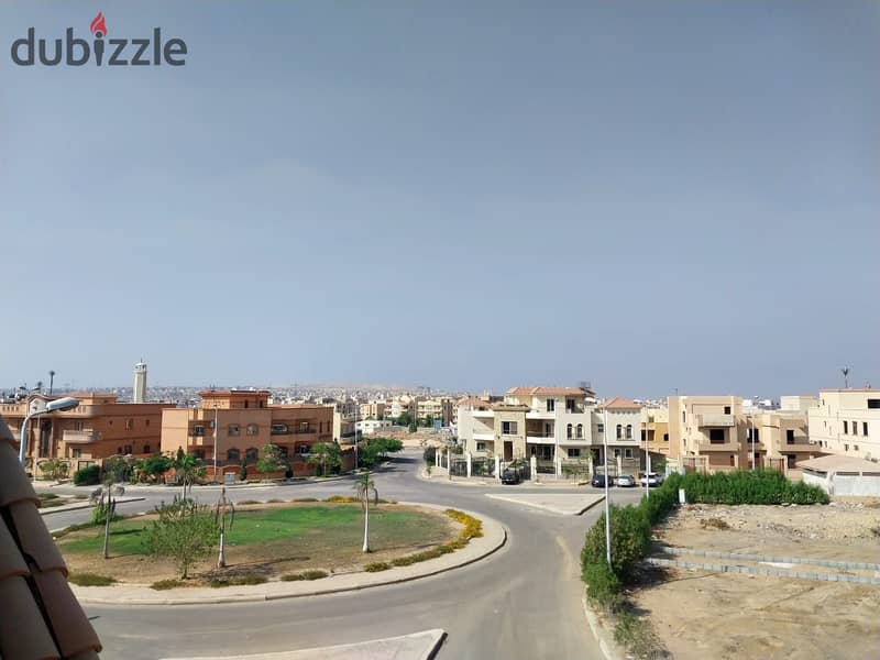 For sale, a 205-meter apartment in the most prestigious neighborhoods of Sheikh Zayed, a new villa, the second number from Dahshour Link, immediate re 1