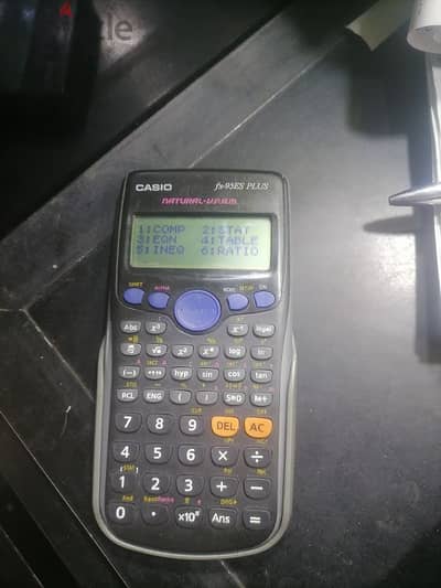 اله حاسبه  CASIO Fx-95ES Plus