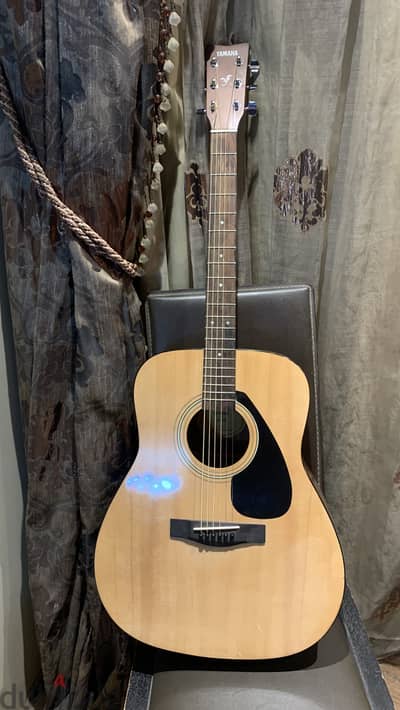 Yamaha f310 Acoustic Guitar