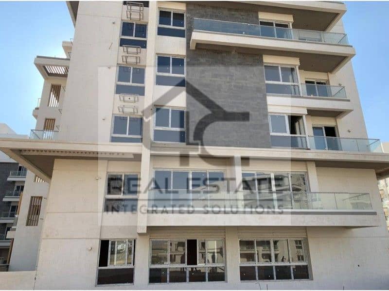 apartment 175 m for sale in mountain view icity new cairo compound under market price on  lake view direct 10