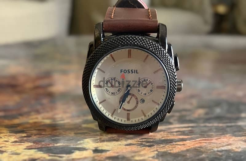 brown fossil watch 0