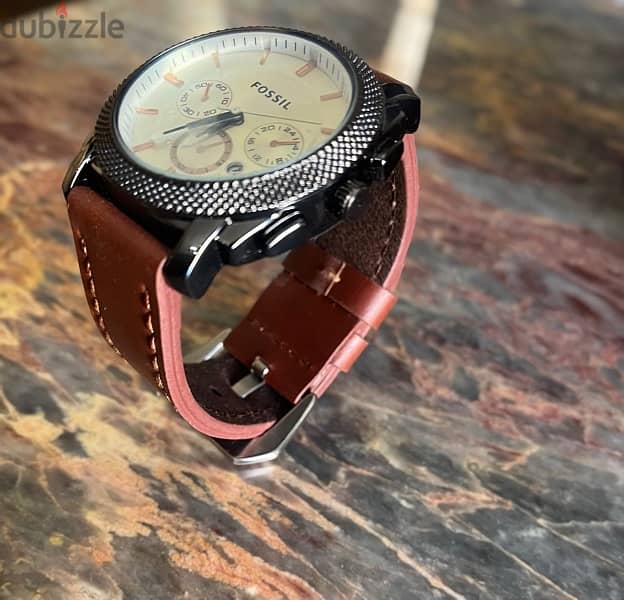 brown fossil watch 1