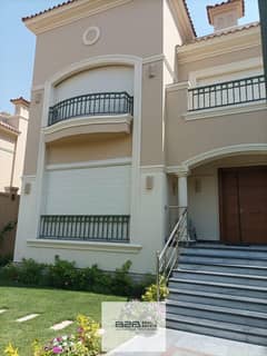 Townhouse for sale 210m Ready To move Patio 5 Shorouk City 0