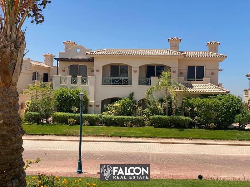 شاليه صف اول عل البحر متشطب للبيع استلام فوري (جاهز للسكن) لافيستا 6 العين السخنة / Chalet For Sale Lavista 6 Ain Sokhna 6