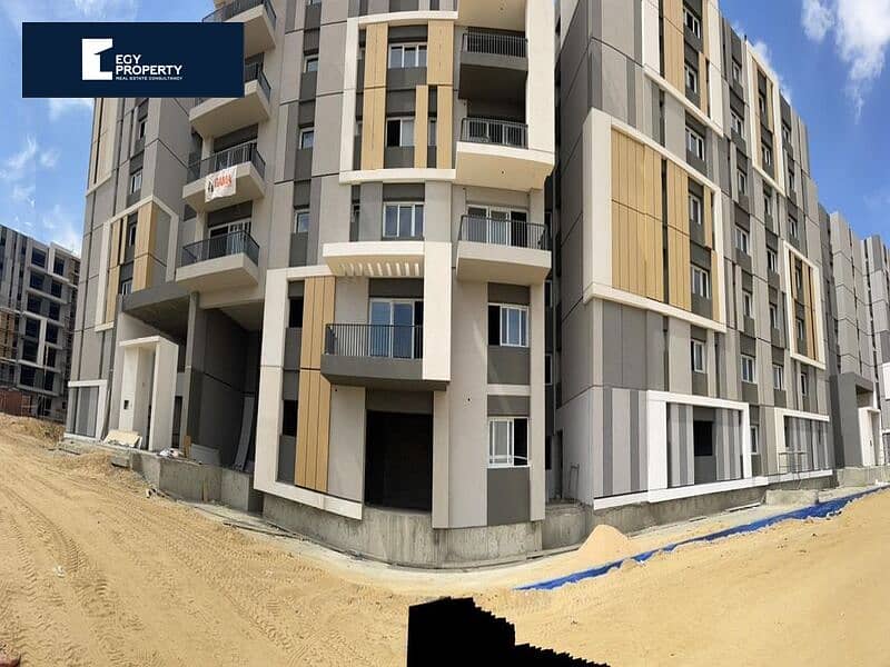 At the old price in HapTown Hassan Allam, apartment with the lowest down payment ,with installments 1