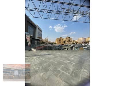 Retail / Restaurant 65m at New Cairo for rent